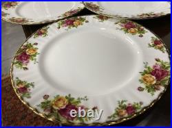 (10) ROYAL ALBERT OLD COUNTRY ROSES RIMMED 10 Dinner Plates Made In England