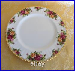 15 Pcs Royal Albert Old Country Roses Dinner Set