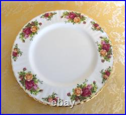 15 Pcs Royal Albert Old Country Roses Dinner Set