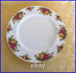 15 Pcs Royal Albert Old Country Roses Dinner Set