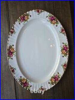 16.25 Royal Albert Serving Platter Plate Dish Gold Trim 1962 Old Country Rose