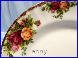 16 UNUSED Royal Albert Old Country Roses 8 1/8 Salad Plates withGold Trim ENGLAND 16 UNUSED Royal Albert Old Country Roses 8 1/8 Salad Plates withGold Trim ENGLAND