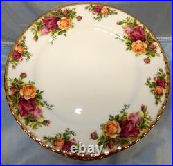 16 UNUSED Royal Albert Old Country Roses 8 1/8 Salad Plates withGold Trim ENGLAND 16 UNUSED Royal Albert Old Country Roses 8 1/8 Salad Plates withGold Trim ENGLAND