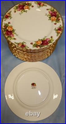 16 UNUSED Royal Albert Old Country Roses 8 1/8 Salad Plates withGold Trim ENGLAND