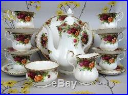 16 pc Royal Albert Old Country Roses COFFEE SET / SERVICE. Cups Pot Plate etc