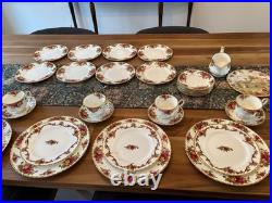 1962 ROYAL ALBERT PORCELAIN CHINA Dish set of 8 place setting gravy boat