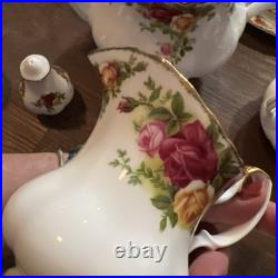 1962 Royal Albert Bone China England Old Country Roses 8 Place Settings 56 Pcs