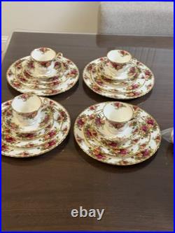 1962 Royal Albert Bone China Old Country Roses 5pc Place Settings 20 Pcs MINT