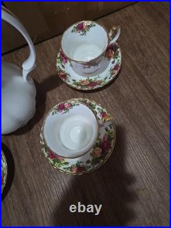 1962 Royal Albert Bone China Old Country Roses Teapot Set Made In England