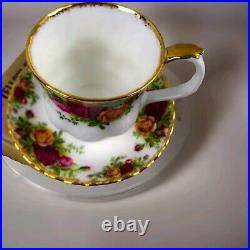 1962 Royal Albert Bone Old Country Roses Tea Cups and Saucers Set- 6 SETS 1962 Royal Albert Bone Old Country Roses Tea Cups and Saucers Set- 6 SETS