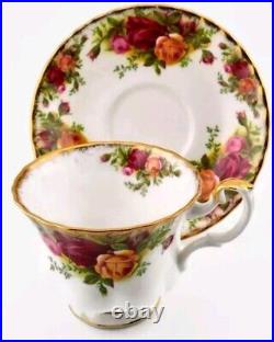 1962 Royal Albert Bone Old Country Roses Tea Cups and Saucers Set- 6 SETS 1962 Royal Albert Bone Old Country Roses Tea Cups and Saucers Set- 6 SETS