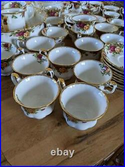 1962 Royal Albert Old Country Roses 200+ Piece Lot