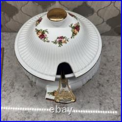 1962 Royal Albert Old Country Roses Soup Tureen with Lid Fluted With Laddle New