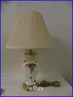 1994 Royal Albert Old Country Roses Electric Lamp Crescent BrassCo Base
