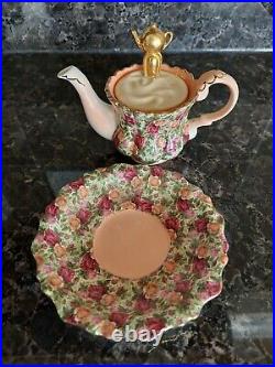 1996 Royal Albert Old Country Roses Chintz Collection Teapot with Saucer
