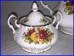 2006 ROYAL ALBERT Old Country Roses Holiday 5 Pc. Tea Set (Teapot Creamer Sugar)