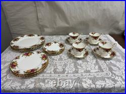 20 Piece Set Royal Albert Old Country Roses 5 Piece Place Setting, Set of 4
