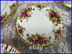 20 Piece Set Royal Albert Old Country Roses 5 Piece Place Setting, Set of 4