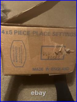 20-Piece Set of Royal Albert Old Country Roses Dinnerware Set England