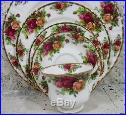 20 Royal Albert Old Country Roses 20 Pcs Place Setting Service 4 England NEW PS2