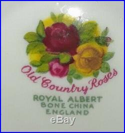 24 Piece Royal Albert China Old Country Roses Tea & Cookie Set