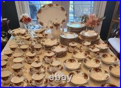 24 Settings, Beautiful HUGE SET Royal Albert Old Country Roses Made In England