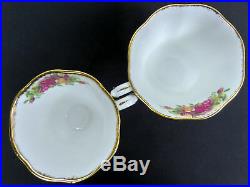 2 Royal Albert Celebration Old Country Roses Garden Cups, Saucers, Plates, Vgc