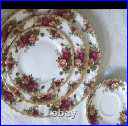 (2) Royal Albert Old Country Roses Plate Setting Dinner, B&B, Salad, Saucer Plates