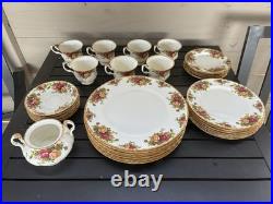 34 Pieces 1962 Royal Albert Old Country Roses Plates, Tea Cups, Sugar Bowl