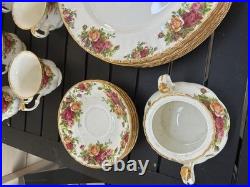 34 Pieces 1962 Royal Albert Old Country Roses Plates, Tea Cups, Sugar Bowl