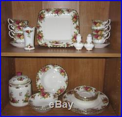 37 Piece Set of Royal Albert Bone China Old Country Roses, READ DESCRIPTION