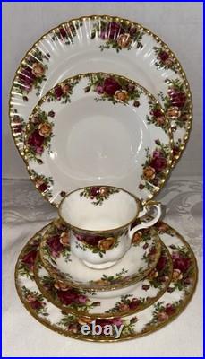48 Pc Royal Albert Old Country Roses Service For 8-6 Piece Place Setting EUC