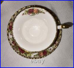 48 Pc Royal Albert Old Country Roses Service For 8-6 Piece Place Setting EUC