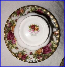 48 Pc Royal Albert Old Country Roses Service For 8-6 Piece Place Setting EUC