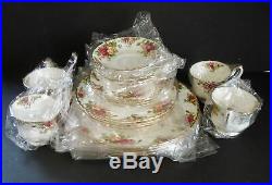 4 Place Settings 20 Piece Set Royal Albert OLD COUNTRY ROSES New in Box