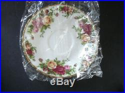 4 Place Settings 20 Piece Set Royal Albert OLD COUNTRY ROSES New in Box