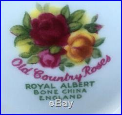 4 Royal Albert Old Country Roses 5 Piece Place Settings 20 Pieces In Total