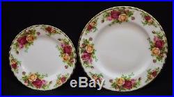 4pc Place Setting Lot of Royal Albert'Old Country Roses' with Tea and CoffeePot