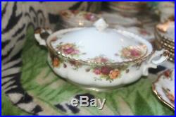 50 Old Country Roses Royal Albert 50 PIECES 22KGOLD TRIM MINT PIECE reduced 80