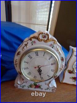 5Royal Albert Old Country Roses China 22K Gold Trim Quartz Mantle ClocksAS IS 5Royal Albert Old Country Roses China 22K Gold Trim Quartz Mantle ClocksAS IS
