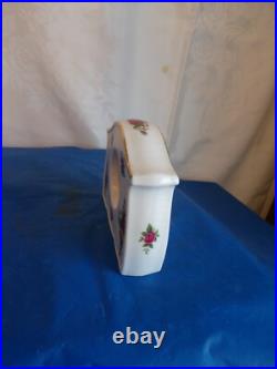 5Royal Albert Old Country Roses China 22K Gold Trim Quartz Mantle ClocksAS IS 5Royal Albert Old Country Roses China 22K Gold Trim Quartz Mantle ClocksAS IS