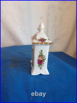 5Royal Albert Old Country Roses China 22K Gold Trim Quartz Mantle ClocksAS IS 5Royal Albert Old Country Roses China 22K Gold Trim Quartz Mantle ClocksAS IS