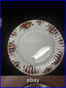 5 New Royal Albert Old Country Roses 10 1/2 Dinner Plates with Gold Trim Bin Aaa
