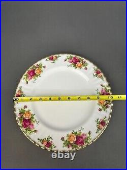 5 New Royal Albert Old Country Roses 10.5 Dinner Plates with Gold Trim England