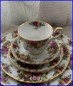 5 Piece Place Setting of Royal Albert Bone China OLD COUNTRY ROSES