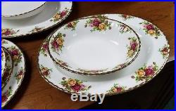 67 Piece Set of Royal Albert Old Country Roses China 8 Place Setting withextra's
