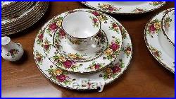 67 Piece Set of Royal Albert Old Country Roses China 8 Place Setting withextra's
