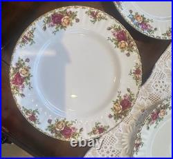 6 1962 Royal Albert Old Country Roses10.5 Dinner Plates Bone China 22K Gold Rim