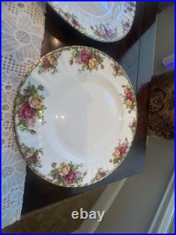 6 1962 Royal Albert Old Country Roses10.5 Dinner Plates Bone China 22K Gold Rim