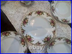 6 1962 Royal Albert Old Country Roses10.5 Dinner Plates Bone China 22K Gold Rim